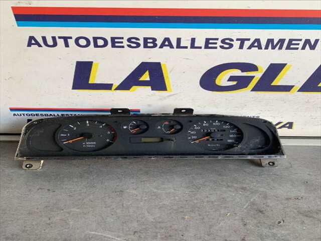 Cuadro de Instrumentos Nissan Terrano 2.7 TDI 125CV 0CV