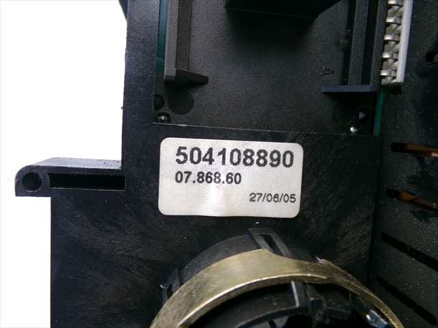 Foto 3ª: Mando Multifuncion Iveco Daily 2.3 D 1999-2006 [F1AE0481B*A] (2005)