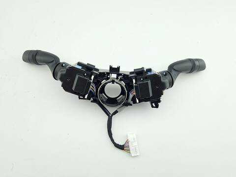 Foto 4ª: Mando Multifuncion Toyota Corolla 2.0 HYBRID MZEH19) 196CV 144KW [M20A-FXS] (2024)