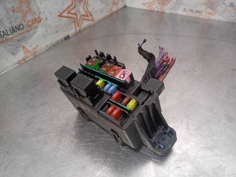 Caja Reles Fusibles Opel Mokka EDITION ECOFLEX 131CV 96KW