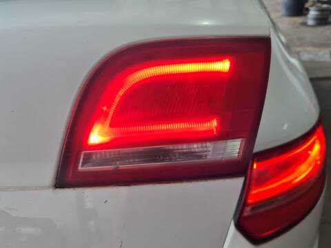 Piloto Portón Derecho Audi A3 1.6 TDI AMBIENTE 105CV 77KW