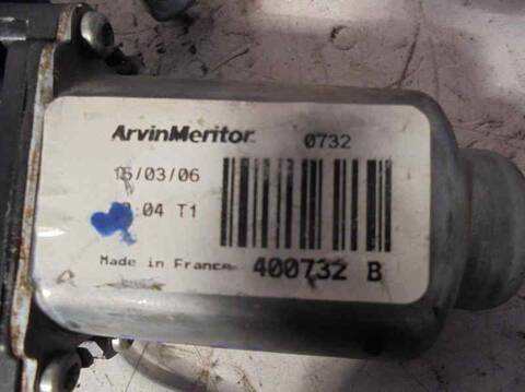 Foto 3ª: Elevalunas Eléctrico Delantero Derecho Renault Scenic 2.0 16V CAT F4R) 139CV 102KW JA..) [F4R C7] (2001)
