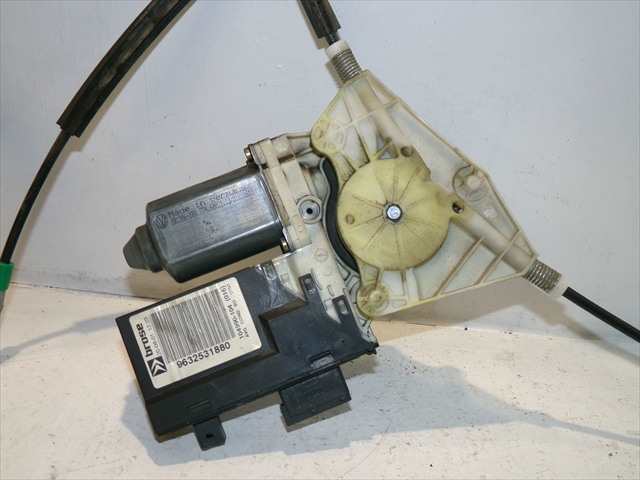 Foto 2ª: Elevalunas Eléctrico Delantero Izquierdo Citroen C5 2.0 HDI 2001-2004 [RHZ] (2001)