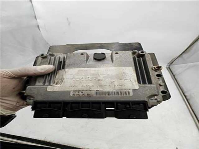 Foto 3ª: Centralita Motor ECU Peugeot 307 1.6 XS [1.6 LTR. - 80 KW HDI FAP CAT (9HZ - DV6TED4)] [9HZ / DV6TED4]