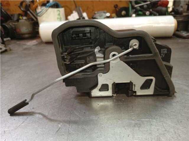 Foto 3ª: Cerradura Puerta Delantera Derecha Bmw Serie 1 114 2.0 116 D [2.0 LTR. - 85 KW 16V TURBODIESEL]