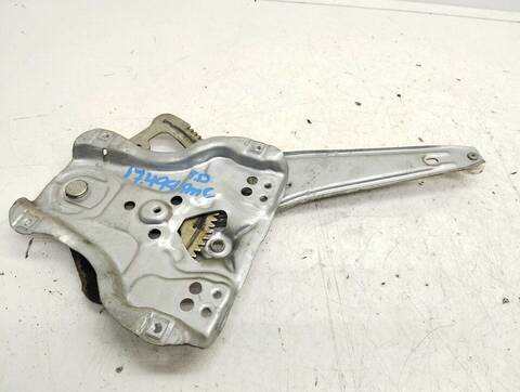 Elevalunas Manual Trasero Derecho Toyota Corolla 2.0 TD CAT 116CV 85KW