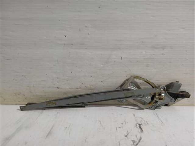 Foto 3ª: Elevalunas Eléctrico Delantero Derecho Toyota Auris 1.33 DUAL-VVTI NRE150_) 101CV [1NR-FE] (2006)