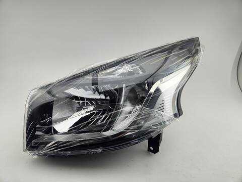 Faro Izquierdo Renault Trafic L1H1 2 7T KOMFORT 95CV 70KW FURGON