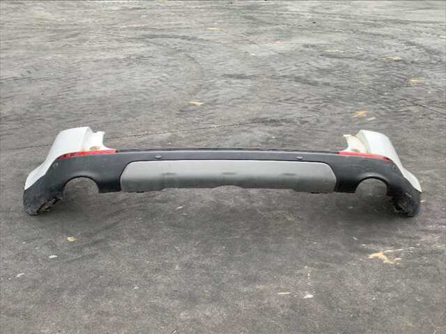 Foto 1ª: Paragolpes Trasero Land Rover Discovery 2.0 DTD 179CV 0CV [204DTD] (2018)