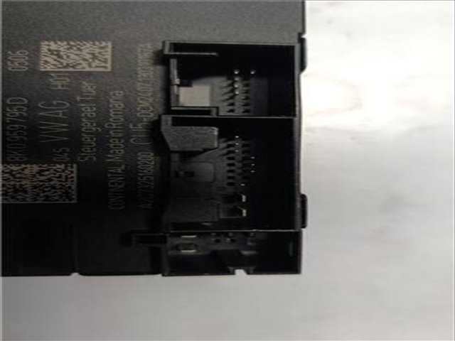 Foto 4ª: Centralita Motor ECU Audi Q5 2.0 TDI QUATTRO 177CV 130KW [CGLC,CMGB] (2013)