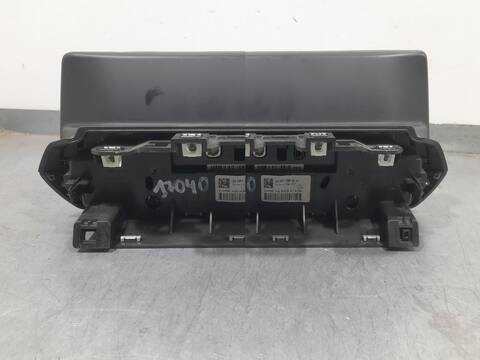 Foto 2ª: Sistema GPS Peugeot 2008 1.5 BLUEHDI 100 102CV 75KW [YH01] (2020)