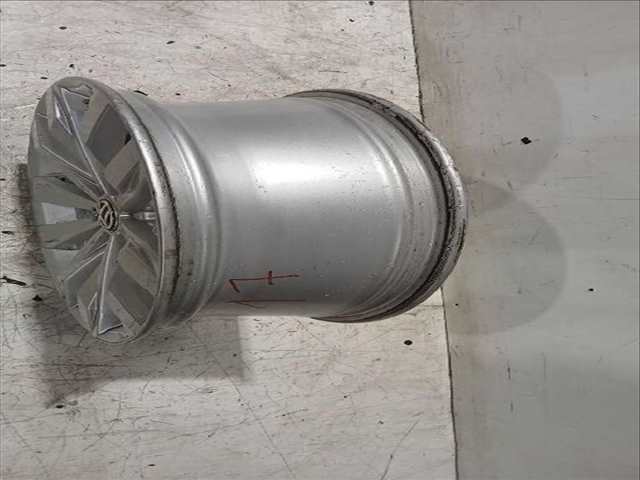 Foto 3ª: LLanta Chapa Volkswagen T-Roc 1.6 TDI 115CV [DGTE] (2017)