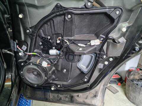Elevalunas Manual Trasero Derecho Mazda CX7 2.2 CRTD ER) ACTIVE 173CV 127KW