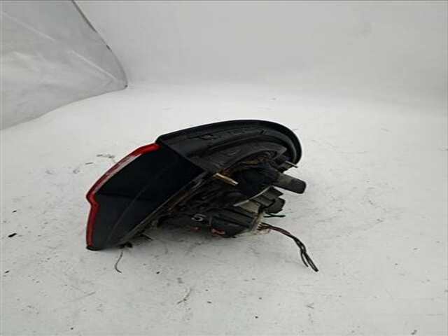 Foto 2ª: Piloto Trasero Izquierdo Nissan Almera 1.6 SLX [1.6 LTR. - 73 KW 16V CAT] [GA16]