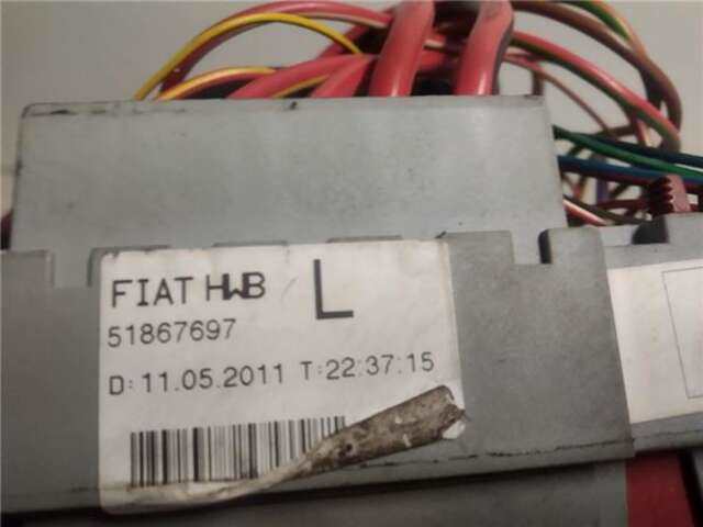 Foto 3ª: Caja Reles Fusibles Alfa Romeo Giulietta 2.0 JTDM (140 CV)