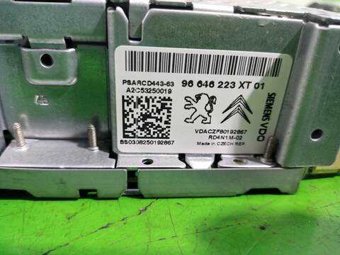 Foto 2ª: Sistema Audio Radio CD Citroen C4 EXCLUSIVE PICASSO 109CV 80KW [9HZDV6TED4] (2008)