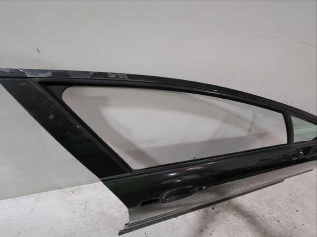 Foto 3ª: Puerta Delantera Derecha Peugeot 407 2.0 HDI 135 6DRHRH 6DRHRE 6DRHRG 6DRHRJ) 136CV [RHR (DW10BTED4)] (2004)