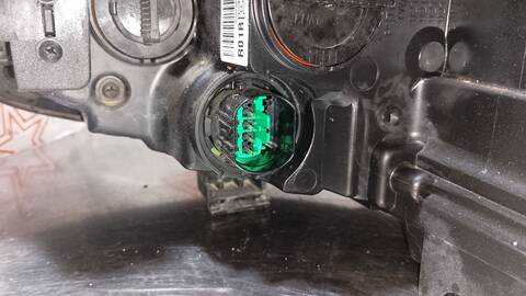 Foto 3ª: Faro Derecho Kia Sportage CONCEPT 2WD 116CV 85KW [D4FD] (2017)