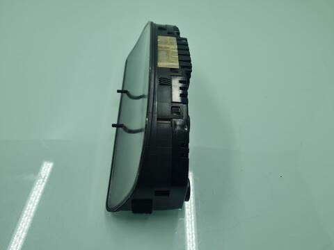 Foto 4ª: Cuadro de Instrumentos Volkswagen Transporter D 131CV 96KW T5 COMBI FURGONETA [BNZ] (2008)