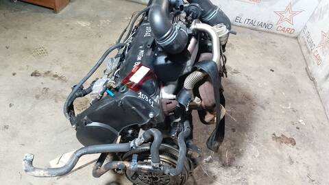 Foto 2ª: Motor Completo Volkswagen Transporter COMBI 88CV 65KW FURGONETA [AJT] (2001)