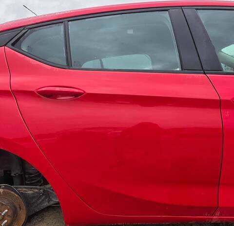 Puerta Trasera Derecha Opel Astra B10XFL BERLINA