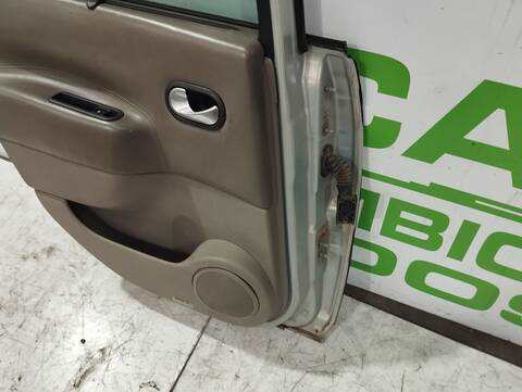 Foto 2ª: Puerta Trasera Izquierda Renault Scenic 1.6 16V 113CV 83KW [K4M761] (2003)