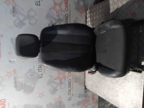 Foto 3ª: Asientos Traseros Renault Fluence EXPRESSION 106CV 78KW [K9K832] (2010)