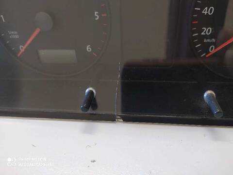 Foto 3ª: Cuadro de Instrumentos Volkswagen Transporter D T5 FURGONETA CAJA CERRADA BATALLA LARGA) [BNZ] (2007)