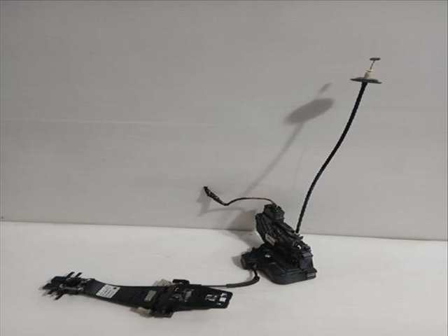 Foto 2ª: Cerradura Puerta Trasera Izquierda Land Rover Freelander 2.2 TD4 4X4 160CV [224DT(DW12BTED4) DW12BTED4] (2006)