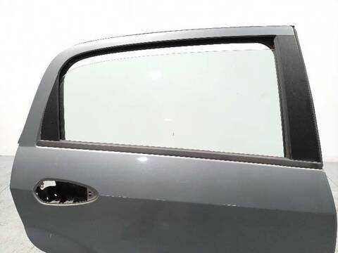 Foto 3ª: Puerta Trasera Derecha Fiat Grande Punto 1.3 16V MULTIJET DYNAMIC 55KW) 75CV [199A2000] (2005)