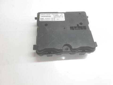 Foto 3ª: Centralita Motor ECU Renault Captur TECHNO (2022)