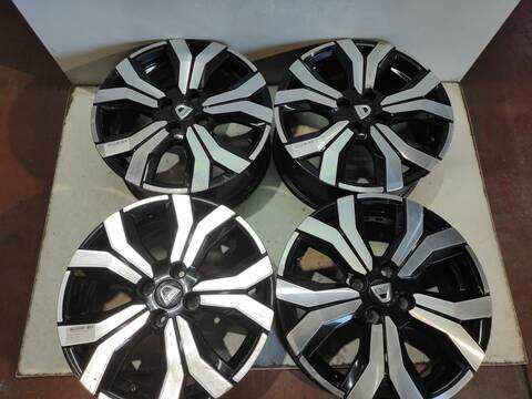 Juego LLantas Dacia Sandero H4D470