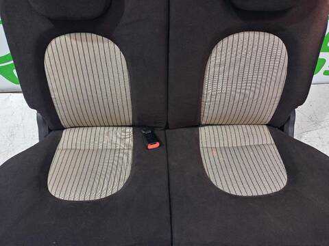 Foto 3ª: Asientos Traseros Lancia Y 1.3 MULTIJET 16V ARGENTO 10.2006 ) 75CV [199A2000] (2003)