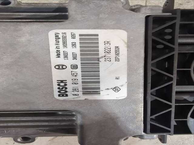 Foto 3ª: Centralita Motor ECU Dacia Sandero 1.5 DCI 90CV 66KW [K9K 612,K9K 626] (2013)