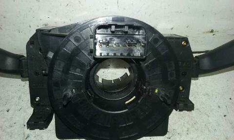 Foto 2ª: Mando Multifuncion Volkswagen Polo 1.4 16V 75CV 55KW [BKY] (2004)