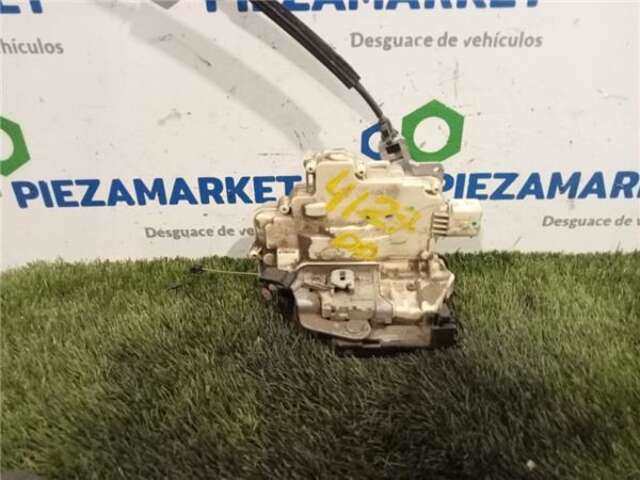 Cerradura Puerta Delantera Derecha Seat Altea 1.9 ARENA [1.9 LTR. - 77 KW TDI]