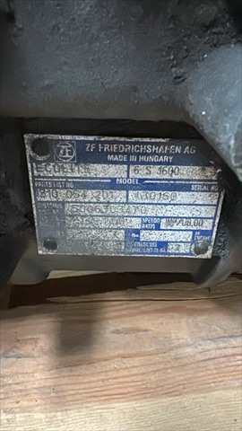 Foto 2ª: Caja Cambios Iveco Eurocargo 4.0 TD C-35 [D/DF2BE0682A] (2004)