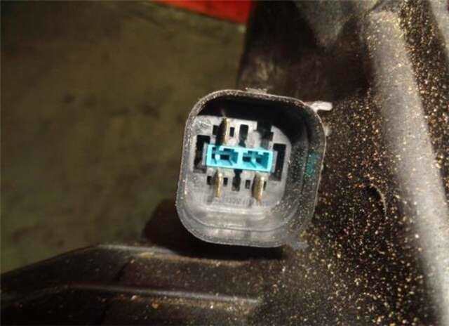 Foto 3ª: Electroventilador Bmw Serie 1 114 2.0 118D [2.0 LTR. - 105 KW TURBODIESEL CAT] [N47 D20 A]