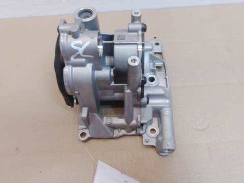 Foto 2ª: Bomba de Aceite Bmw Serie 5 518 249 - 286 CV [B57D30B B57]