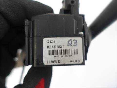 Foto 3ª: Mando Multifuncion Volkswagen Golf 2.0 ADVANCE 140CV 103KW [CBDB] (2008)