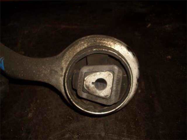 Foto 3ª: Brazo Suspension Delantero Derecho Bmw Serie 1 114 2.0 118D [2.0 LTR. - 90 KW 16V DIESEL CAT] [M47N 204 D4]
