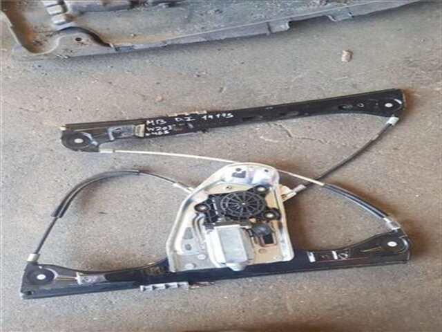 Elevalunas Eléctrico Delantero Izquierdo Mercedes Clase C 160 2.2 200 CDI (203.004) [2.2 LTR. - 85 KW CDI CAT]