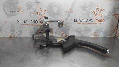 Foto 3ª: Freno de Mano Kia Sportage EMOTION 4X2 116CV 85KW [D4FD] (2013)