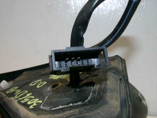 Foto 3ª: Retrovisor Derecho Volkswagen Golf 1.9 TDI SERIE 4, 1998-2004 [AHF] (1998)