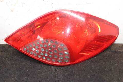 Piloto Trasero Derecho Peugeot 207 CONFORT 90CV 66KW