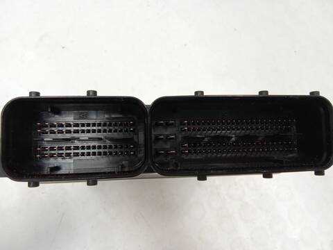 Foto 3ª: Centralita Motor ECU Audi A4 2.0 TDI QUATTRO 143CV 105KW [CAGA,CJCA] (2010)