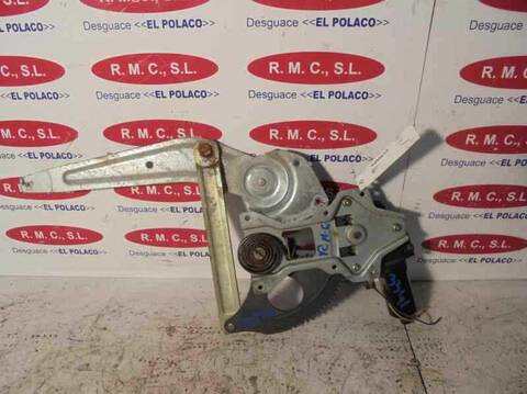 Foto 2ª: Elevalunas Manual Trasero Izquierdo Mitsubishi Galloper 2.5 TD 99CV 73KW [D4BH] (1999)