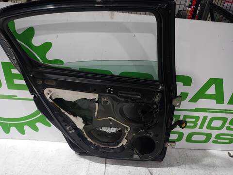 Foto 2ª: Puerta Trasera Izquierda Peugeot 407 2.0 16V CAT 136CV 100KW [D/RHR] (2007)