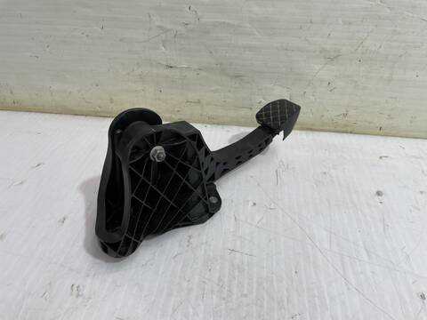Pedal Embrague Skoda Yeti ACTIVE 105CV 77KW