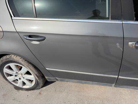 Foto 2ª: Puerta Trasera Derecha Volkswagen Passat BKP BERLINA (2008)